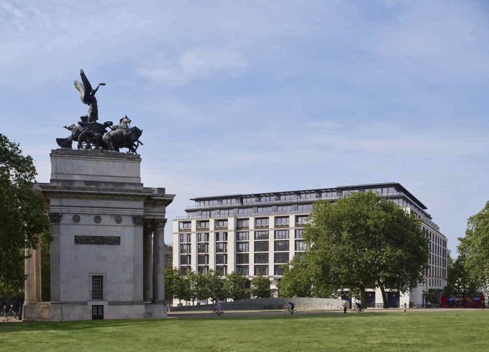 The Repluse Bay Apartment Resident Privileges From The Peninsular Hotels