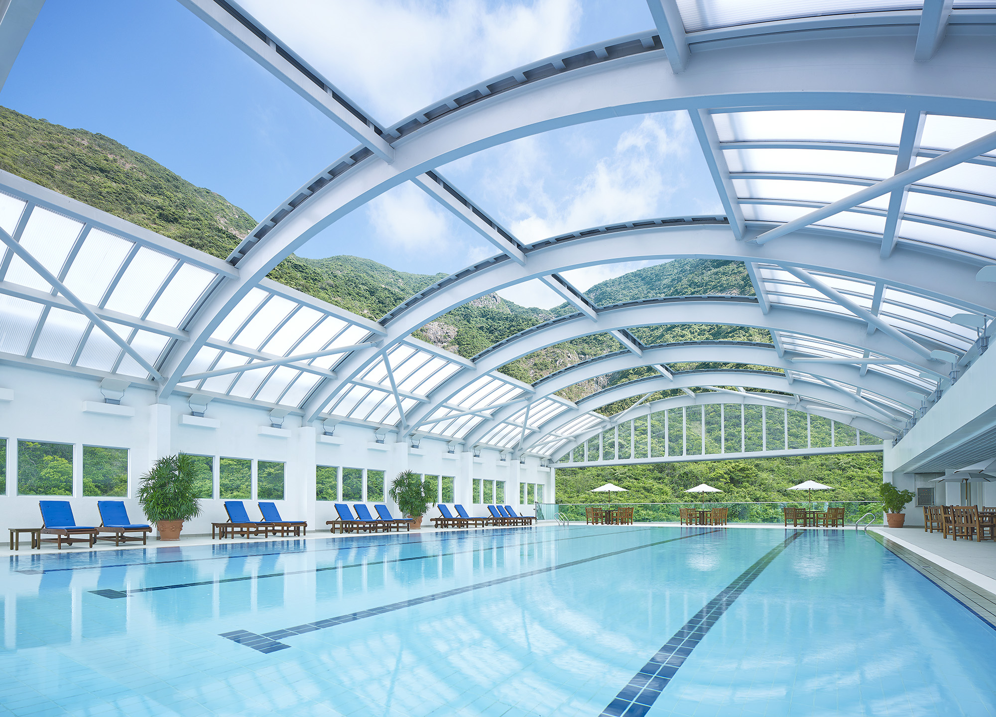 Indoor Heated Swimming Pool | The Club | The Repulse Bay