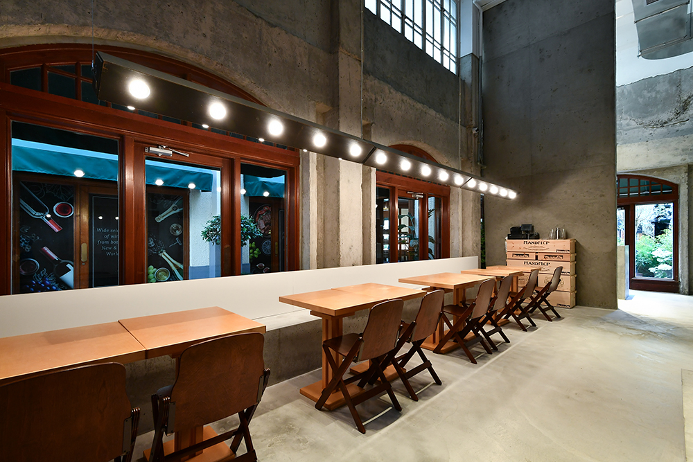 The Repulse Bay Arcade | Dining | Kuma | Burger and Gelato
