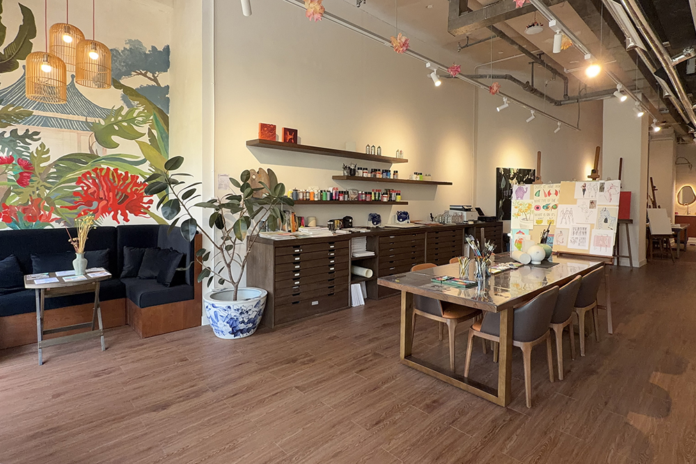 The Repulse Bay Arcade | Studio | Art Roof Top | Creative Classes